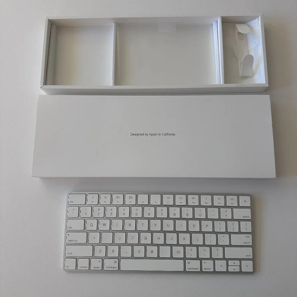 Apple Keyboard